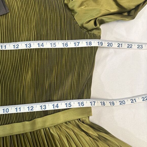 NWD IEENA Mac Duggal [ 12 ] Long Sleeve High Neck Heat Pleated Dress Olive Green - Picture 5 of 16
